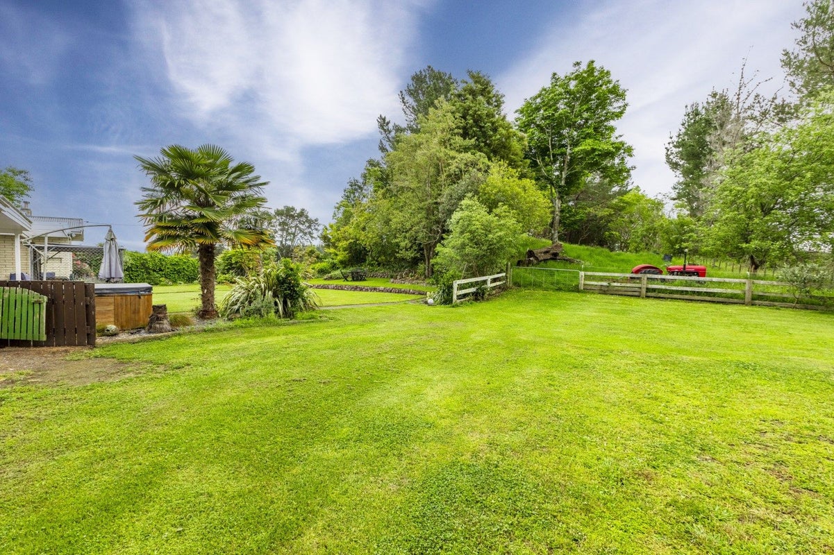 10 Tukituki Road, Ashley Clinton, Takapau - Carousel 22