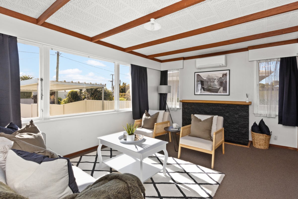 97 Masefield Avenue, Maraenui, Napier - Carousel 1