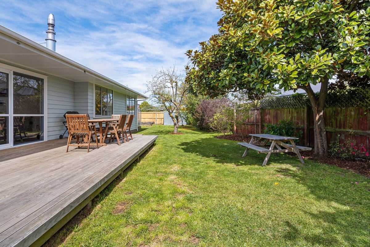 17 Glenrowan Avenue, Avondale, Christchurch - Carousel 2