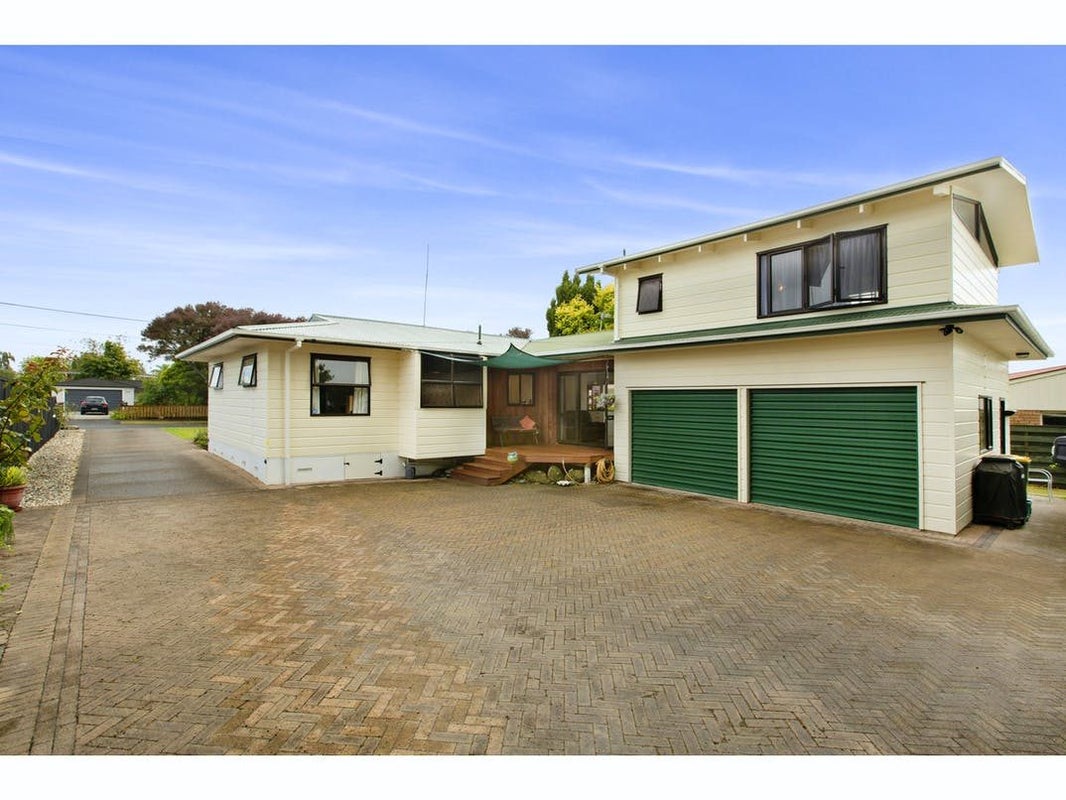 30 Pulham Crescent, Queenwood, Hamilton - Carousel 1