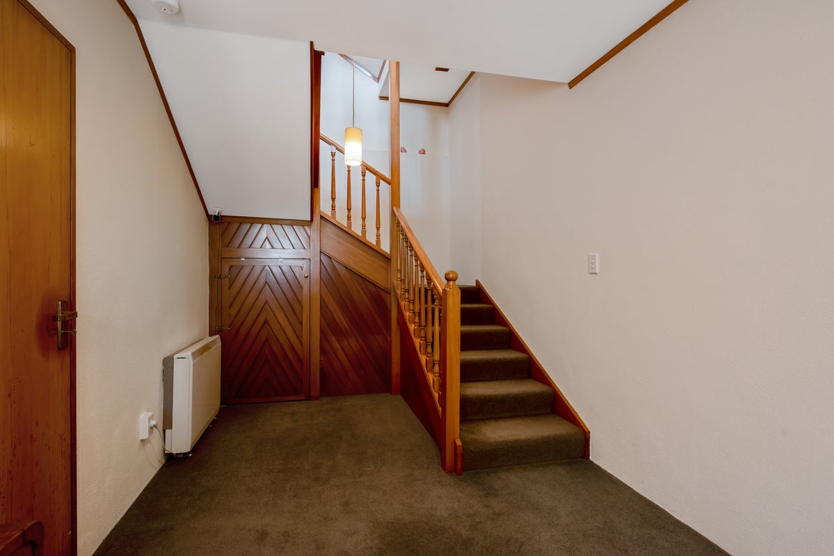 3 Paparata Street, Karori, Wellington - Carousel 2