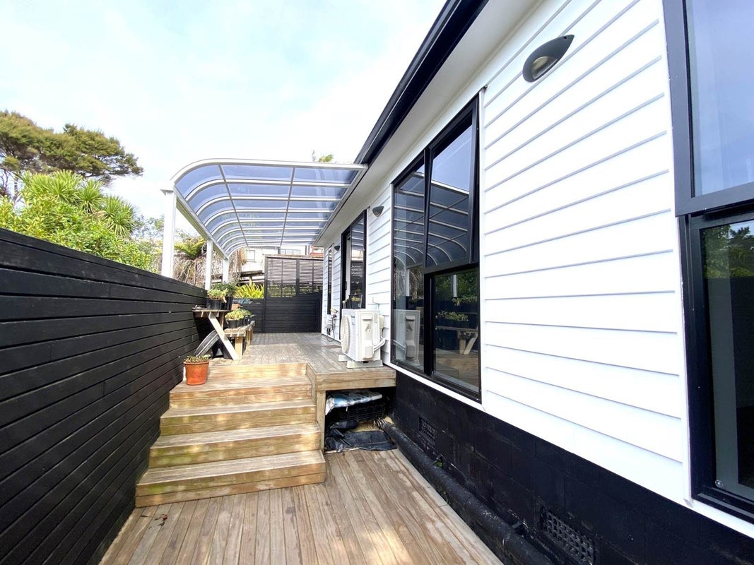 52 Nigel Road, Browns Bay, Auckland - Carousel 11