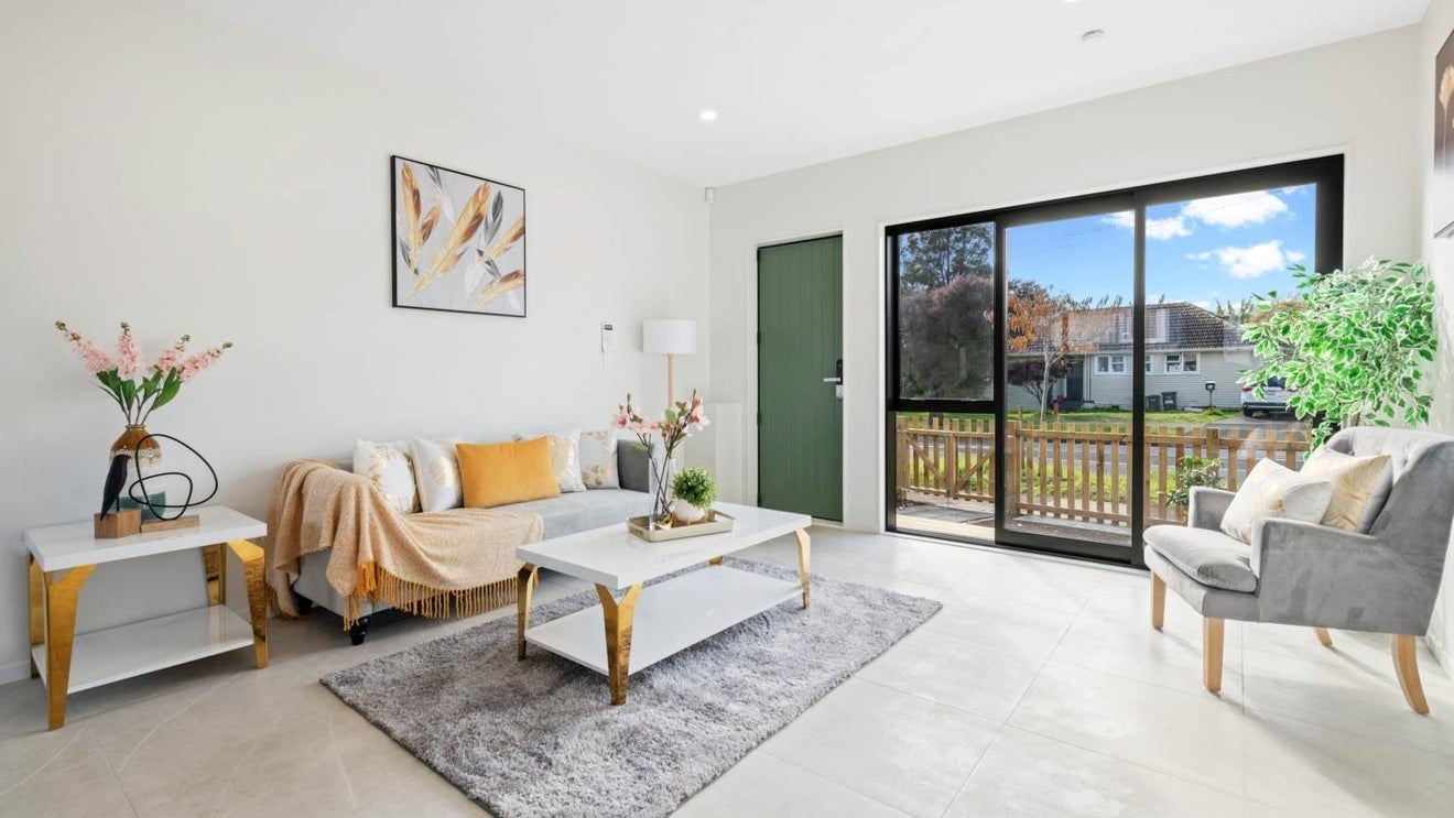 199B Bairds Road, Otara, Auckland - Carousel 1