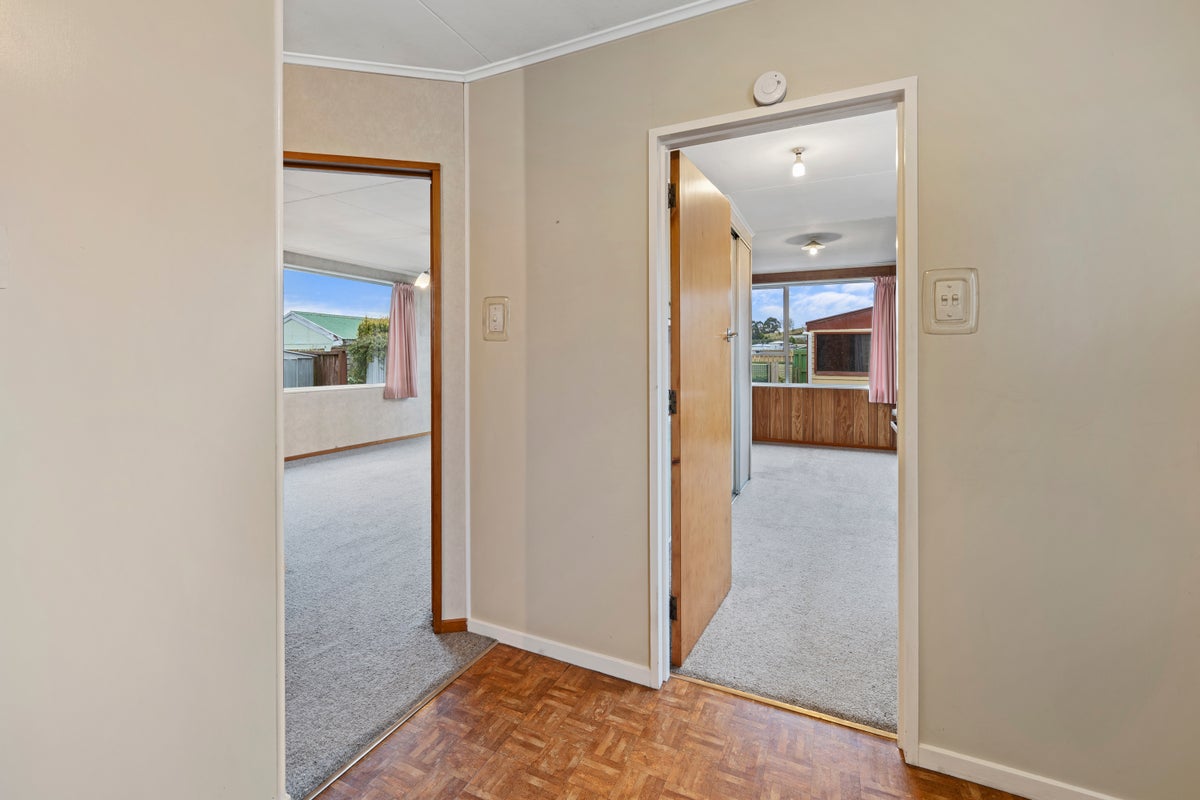 18 Walker Street, East Gore, Gore - Carousel 2