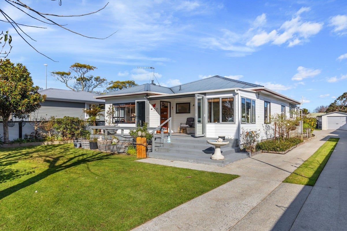 24 Oban Road, Greerton, Tauranga - Carousel 1