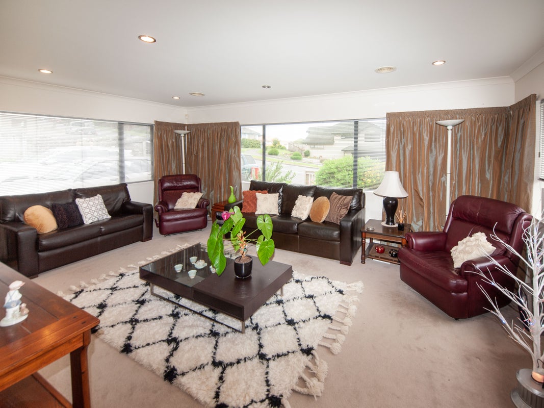 23 Waverton Terrace, Churton Park, Wellington - Carousel 2