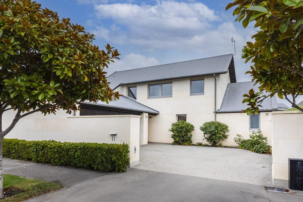 11 Bluestone Drive, Parklands, Christchurch - Carousel 2