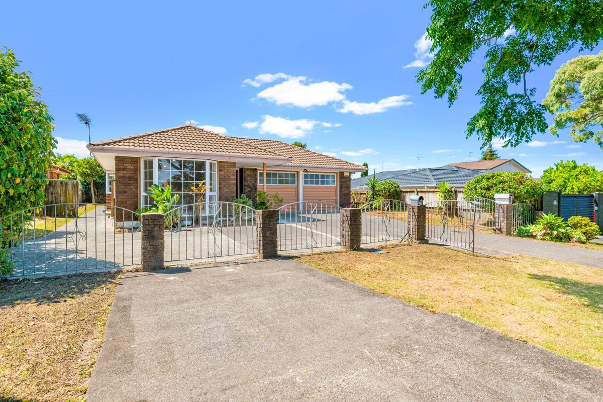 27 Sunnybrae Road, Hillcrest, Auckland - Carousel 2