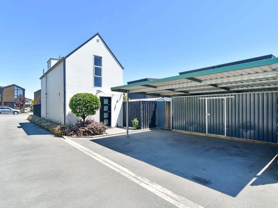 130 Sherborne Street, St Albans, Christchurch - Carousel 2