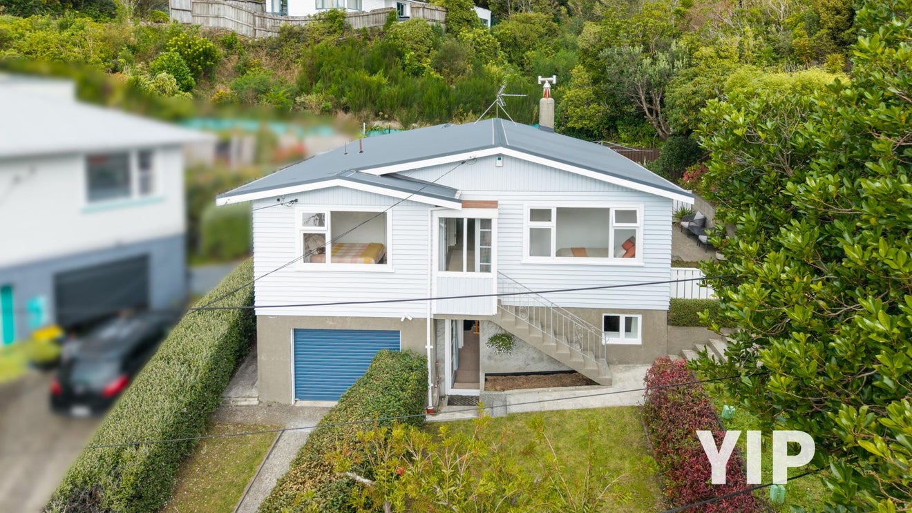 6 Royston Way, Newlands, Wellington - Carousel 2