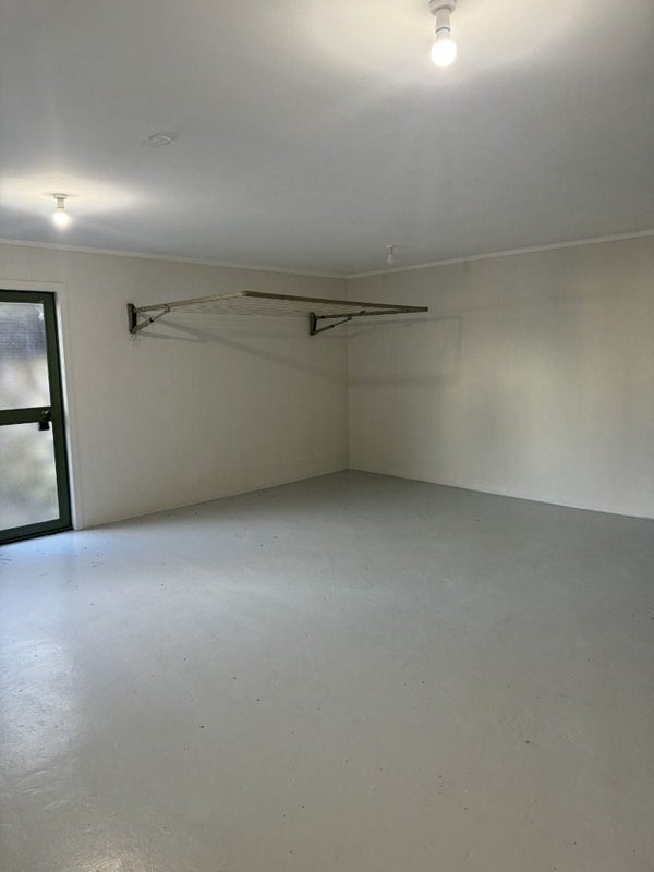 9/19 Gardner Avenue, New Lynn, Auckland - Carousel 12