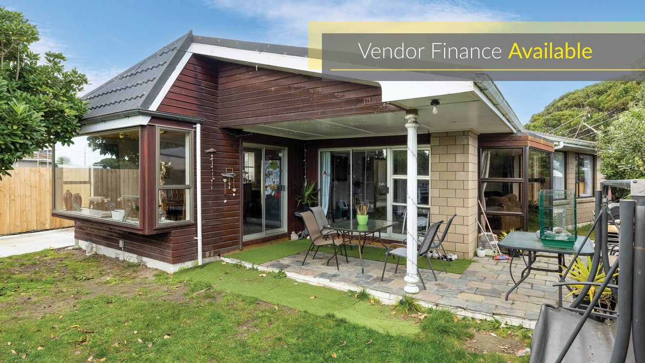 36 Malta Crescent, South New Brighton, Christchurch - Carousel 1