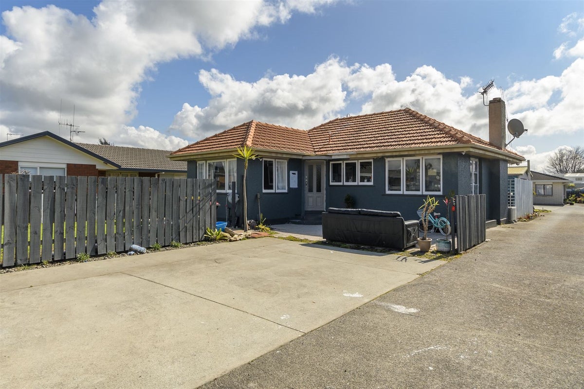 23A Mansels Road, Greerton, Tauranga - Carousel 1