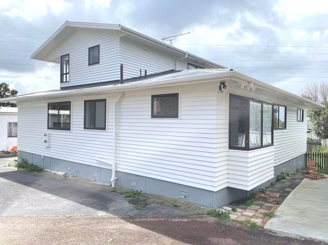 122 Triangle Road, Massey, Auckland - Carousel 2