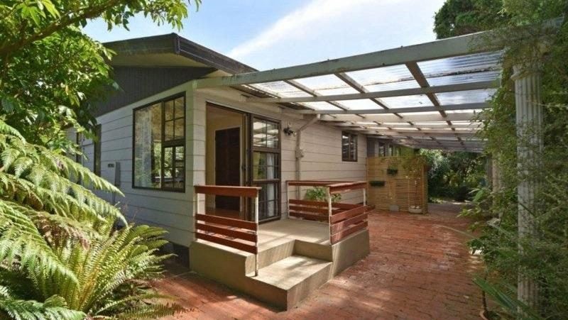 18 Korimako Avenue, Otatara - Carousel 1