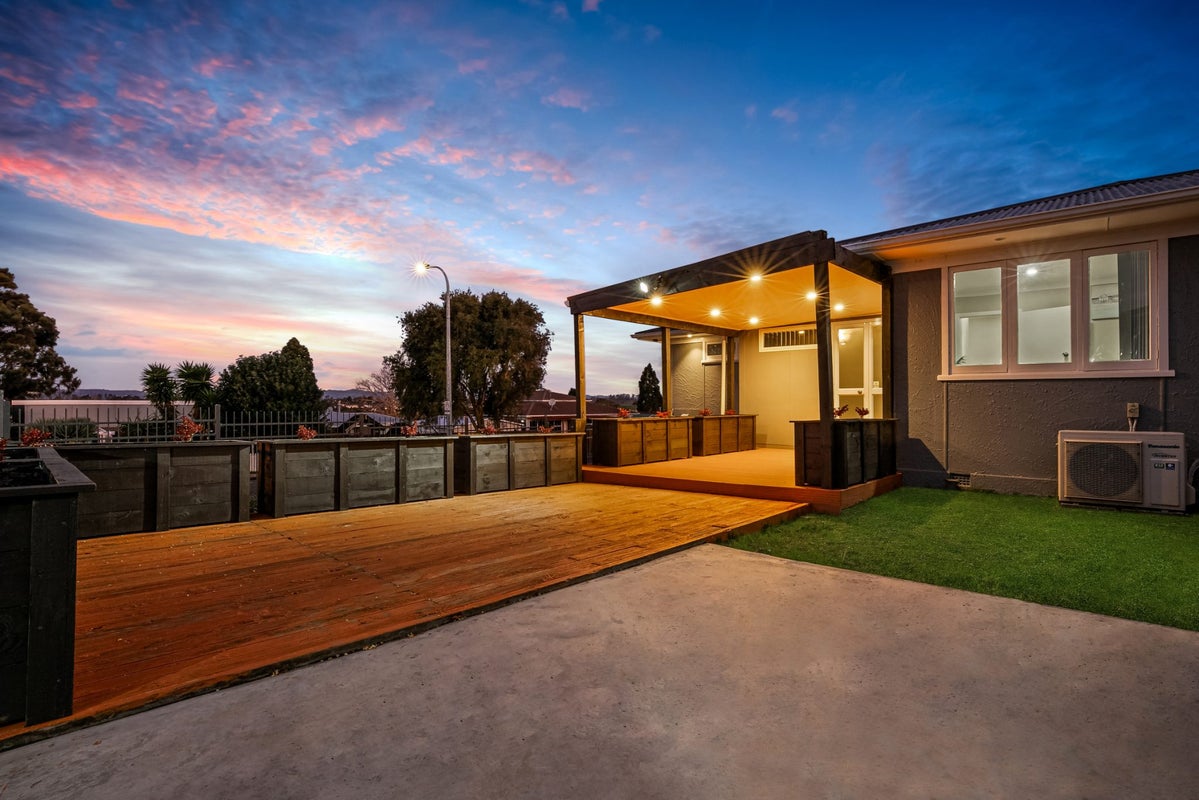 1/31 Blanes Road, Weymouth, Auckland - Carousel 2