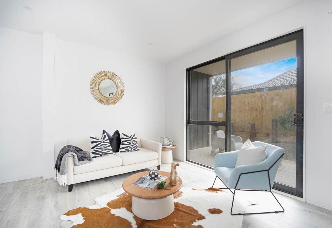 1/37 Claude Road, Hillpark, Auckland - Carousel 2