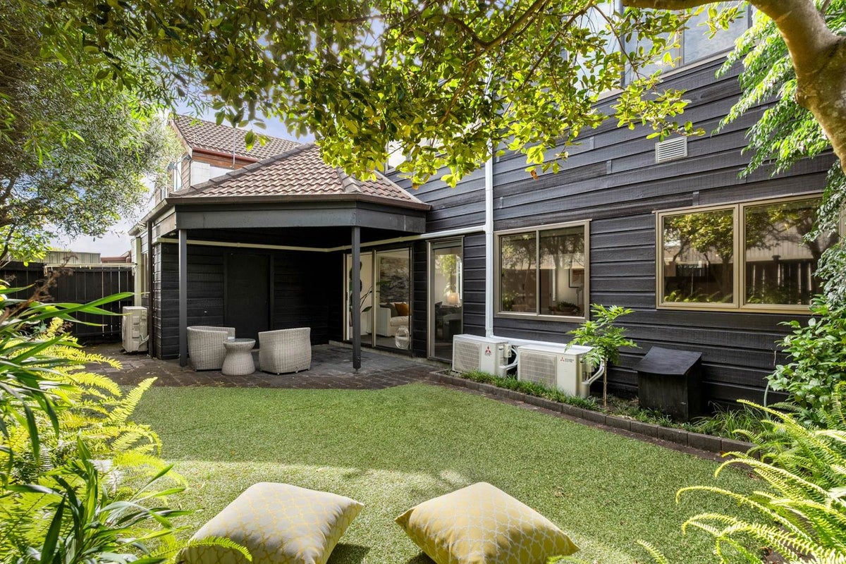 2/97 Long Drive, St Heliers, Auckland - Carousel 1