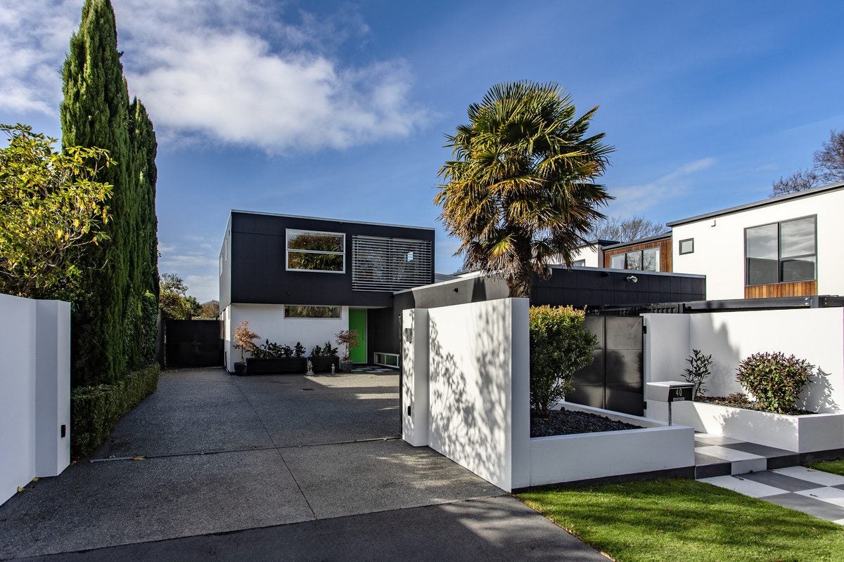 40 Roosevelt Avenue, St Albans, Christchurch - Carousel 1