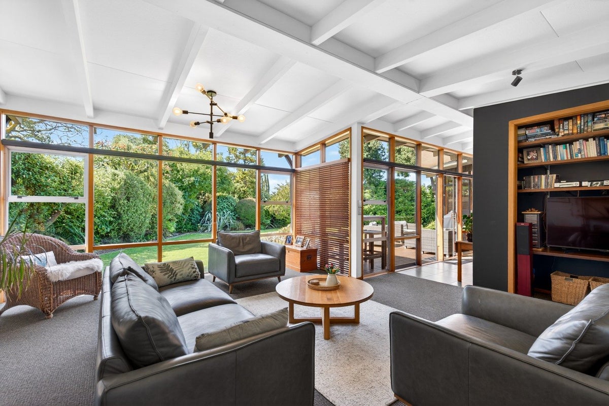 185A Georges Drive, Napier South, Napier, Hawke's Bay - Carousel 2