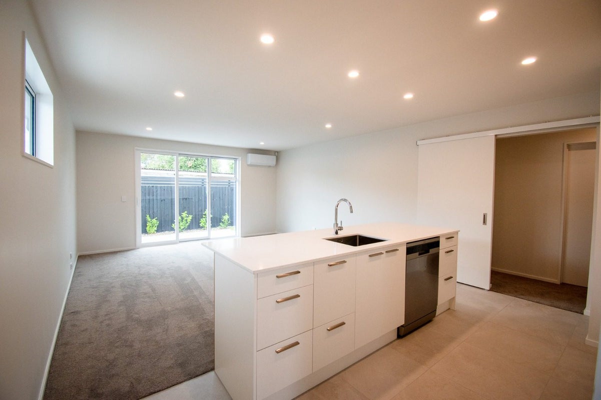 5/9C Cuffs Road, Wainoni, Christchurch - Carousel 2