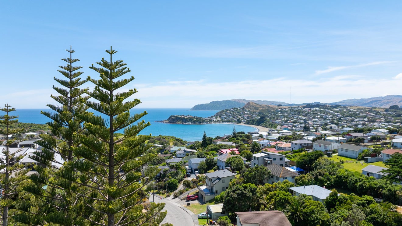 38 View Road, Titahi Bay, Porirua - Carousel 17