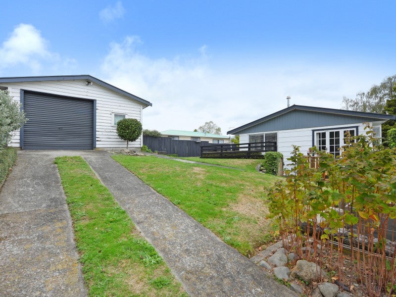 166 California Drive, Totara Park, Upper Hutt - Carousel 15