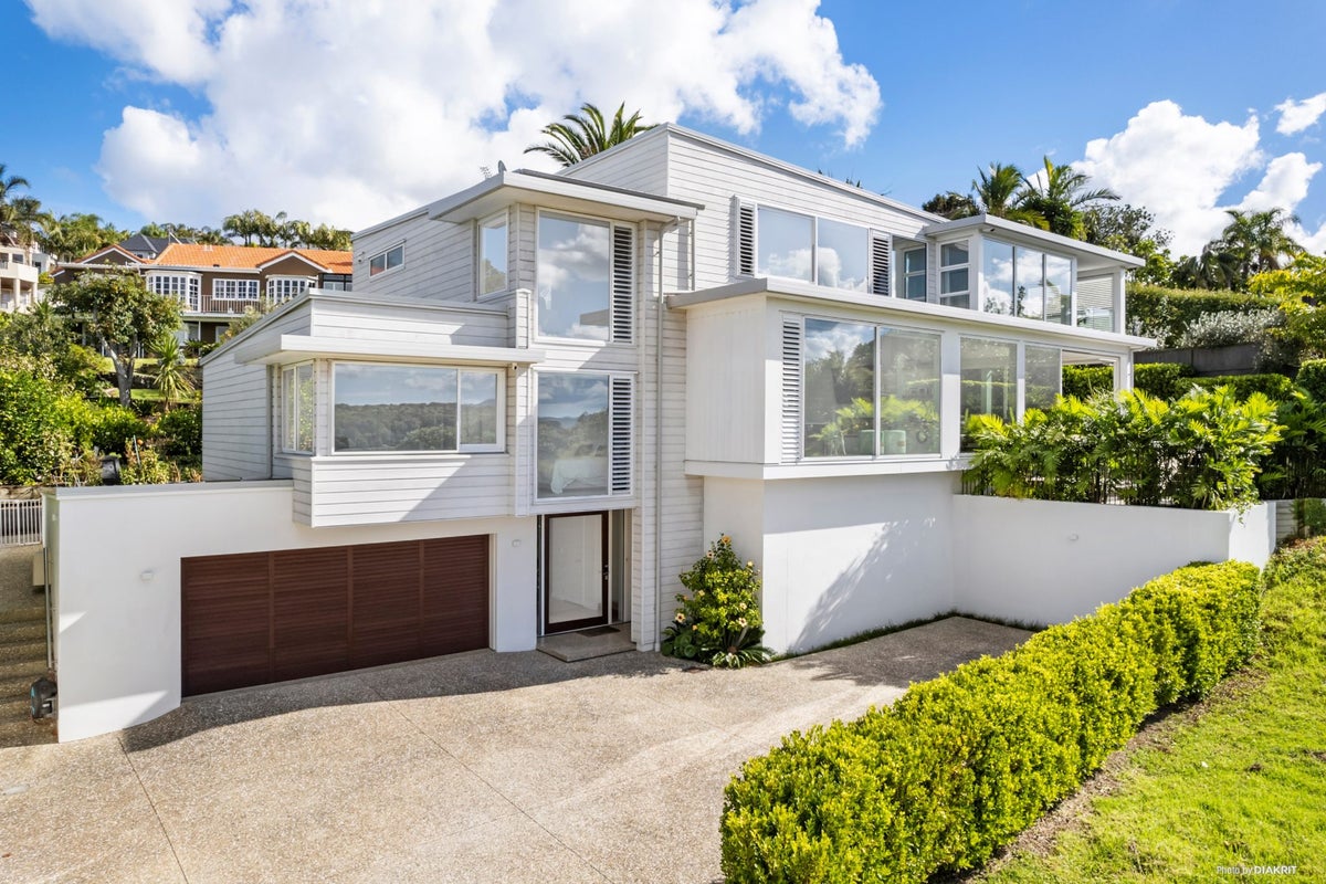 14 Okahu Street, Orakei, Auckland - Carousel 1