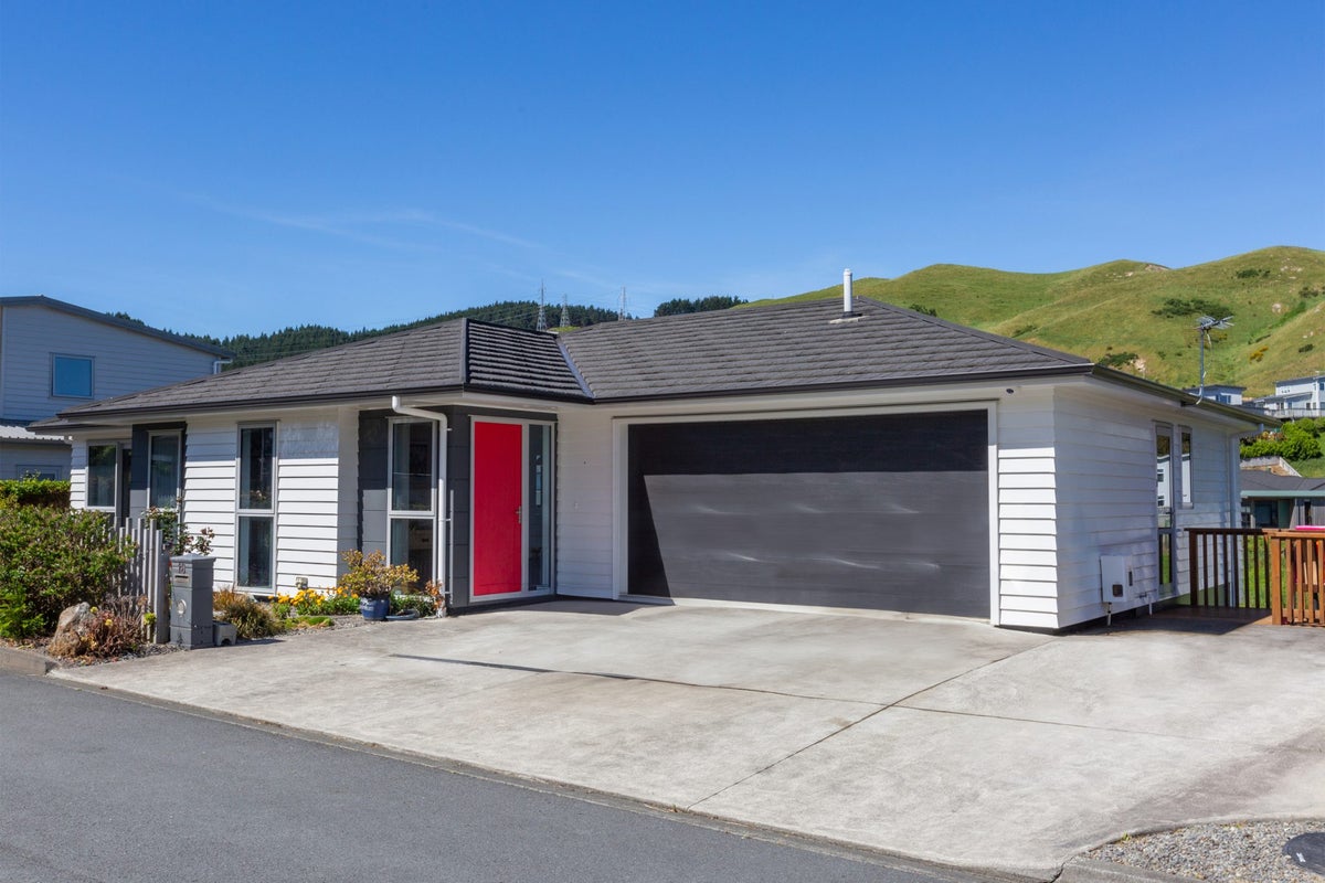 18 Rochdale Drive, Churton Park, Wellington - Carousel 26