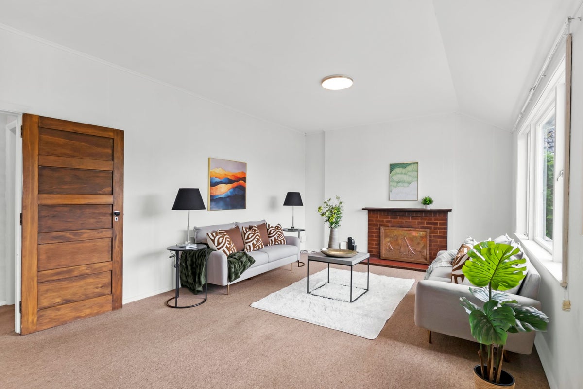 2 Daventry Street, Waterview, Auckland - Carousel 2