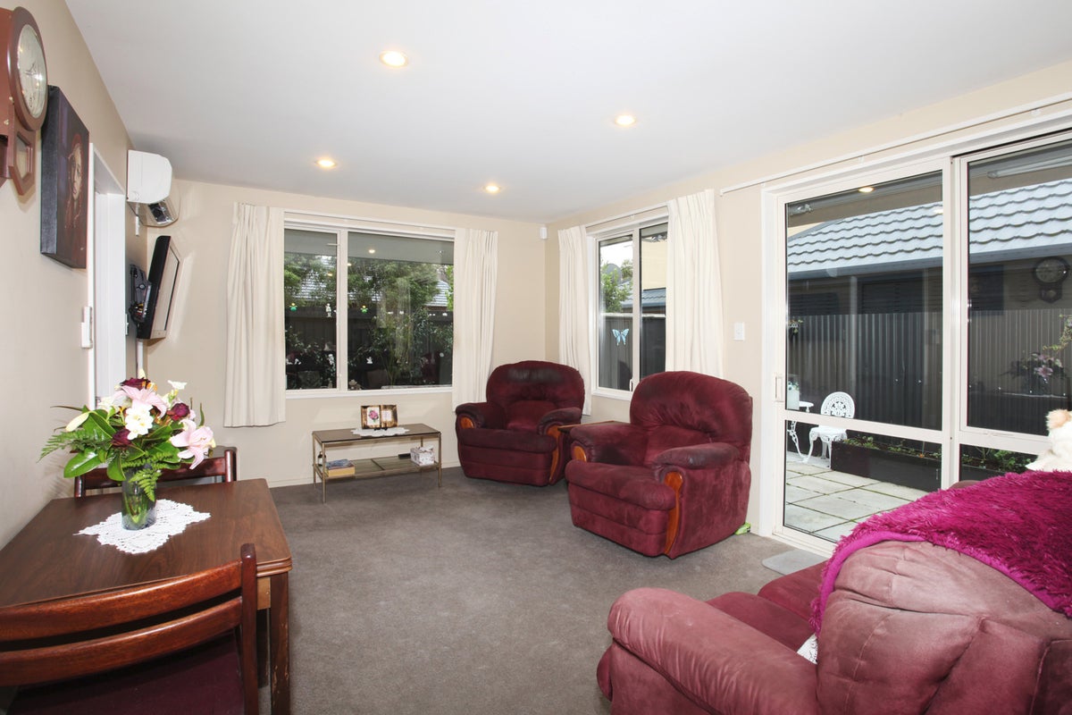 32B Bentley Street, Russley, Christchurch - Carousel 2