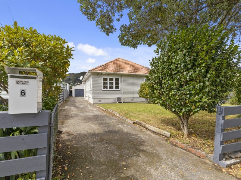 6 Durham Crescent, Fairfield, Lower Hutt - Carousel 12