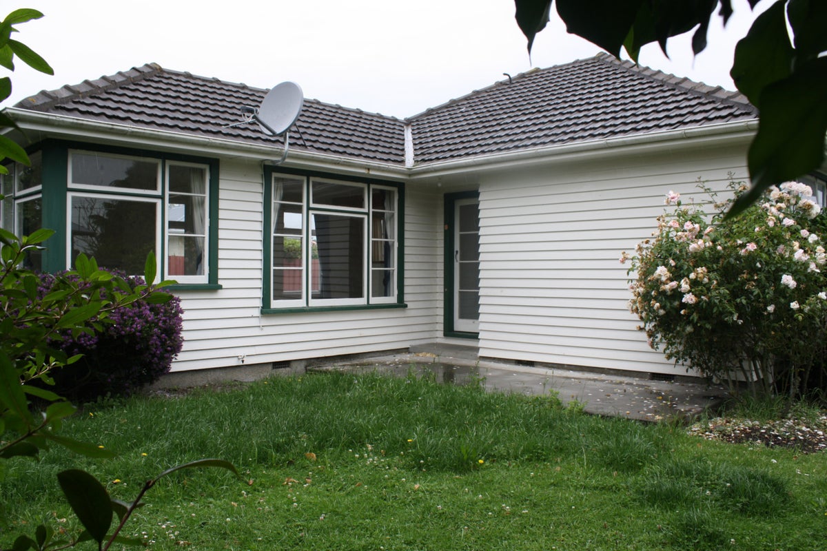 22 Beatrice Place, Avonhead, Christchurch - Carousel 1