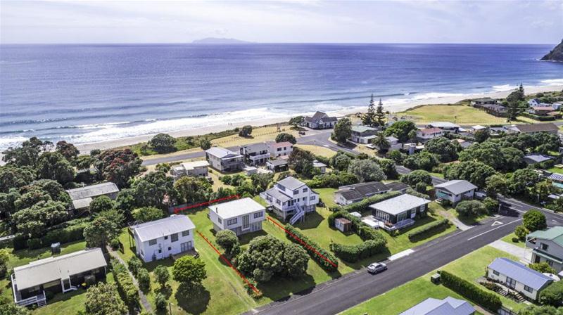 19 Tavern Lane, Whiritoa, Waihi - Carousel 1