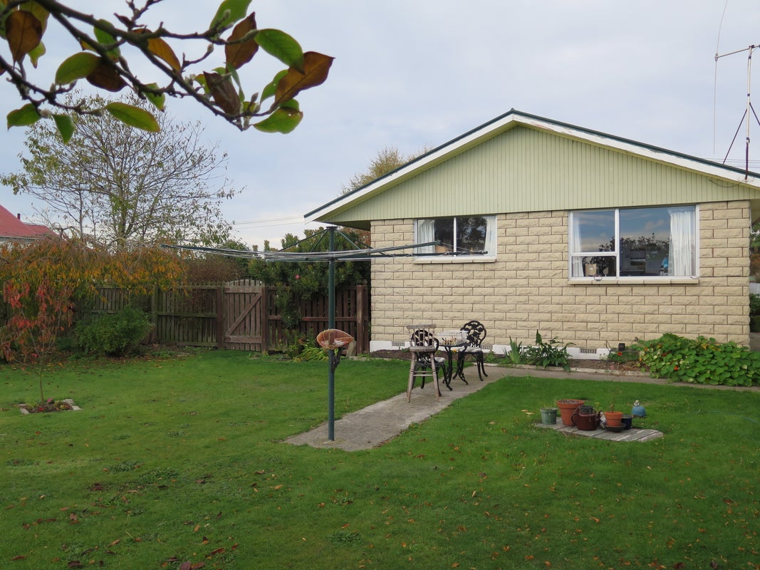 6 Elworthy Street, Pareora - Carousel 21