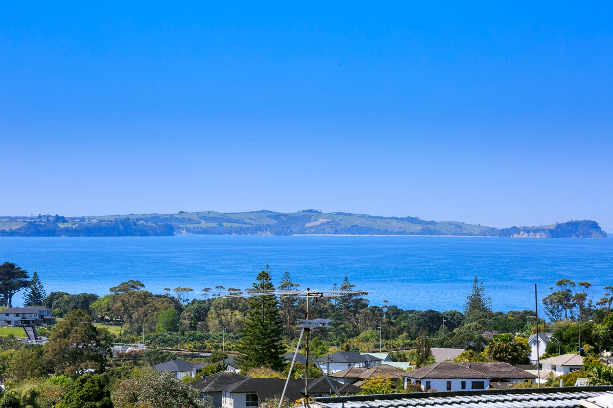 9A Summit Drive, Torbay, Auckland - Carousel 2