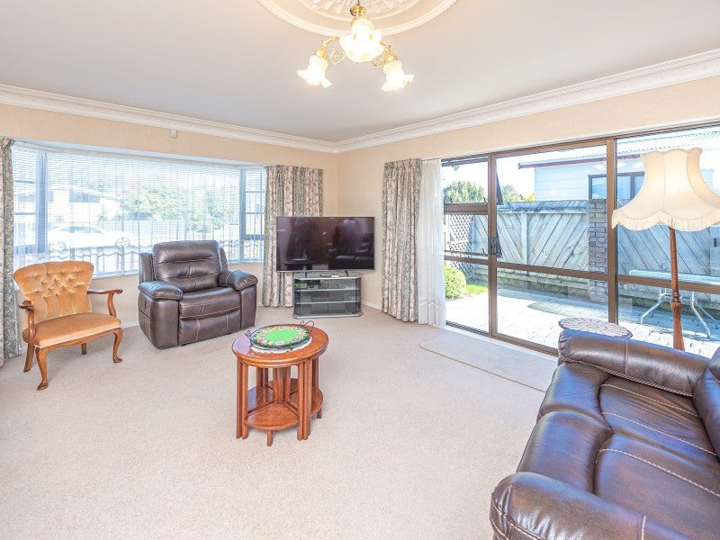 28 Exeter Crescent, Springvale, Whanganui - Carousel 2