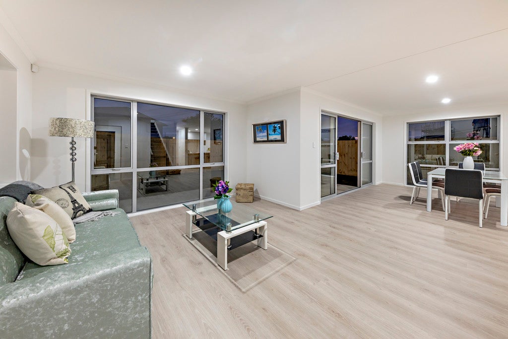 5 Fuselage Lane, Takanini, Auckland - Carousel 2