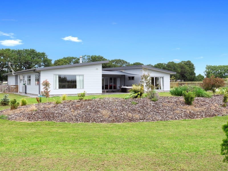 76 Gatehouse Lane, Woodend, Kaiapoi - Carousel 2