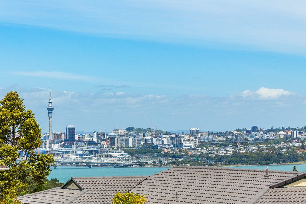 5 Chelsea View Drive, Chatswood, Auckland - Carousel 1