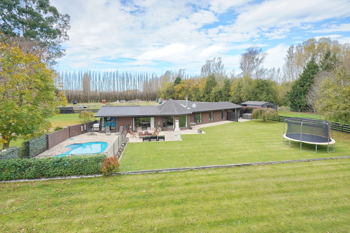 617 Johns Road, Harewood, Christchurch - Carousel 1
