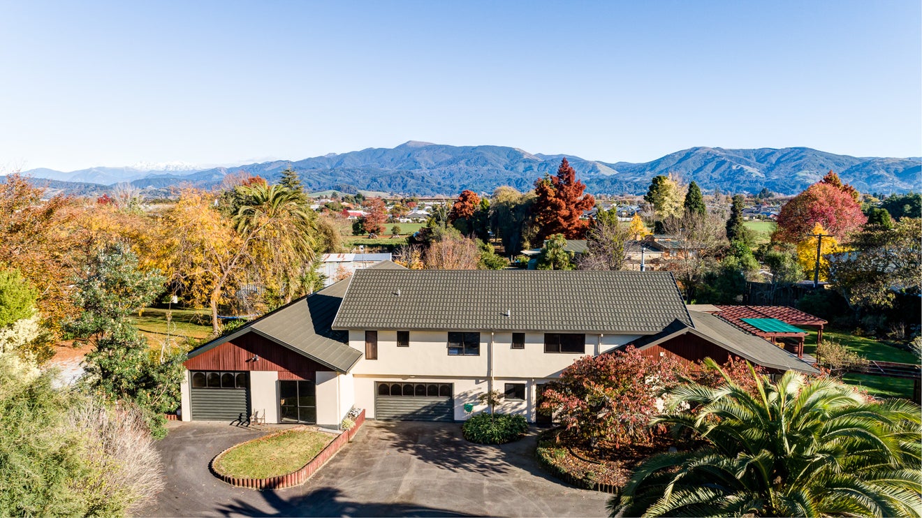 220 Thorp Street, Motueka, Motueka - Carousel 1