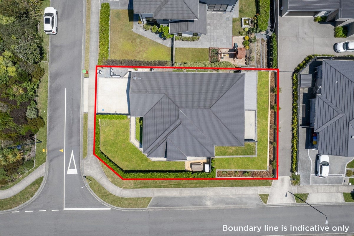 2 Ihakara Arthur Lane, Aotea, Porirua - Carousel 23