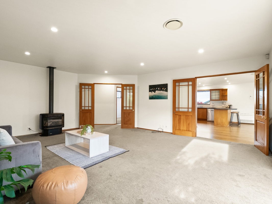 5 Gowan Close, Shiel Hill, Dunedin - Carousel 1
