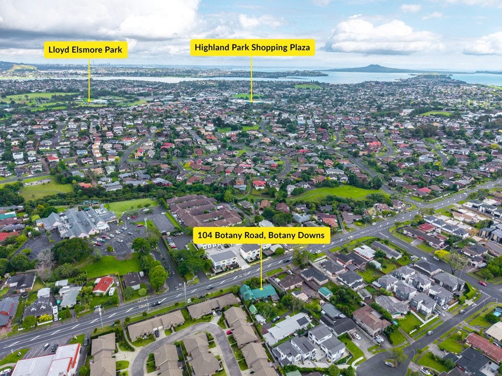 104 Botany Road, Botany Downs, Auckland - Carousel 13