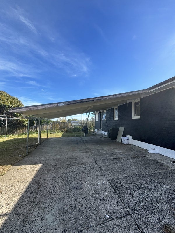 1 Cambridge Street, Putaruru - Carousel 17
