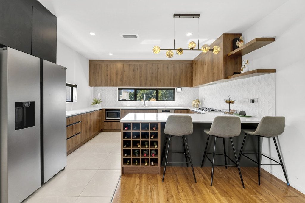 23 Tannaghmore Drive, Flat Bush, Manukau City, Auckland - Carousel 2