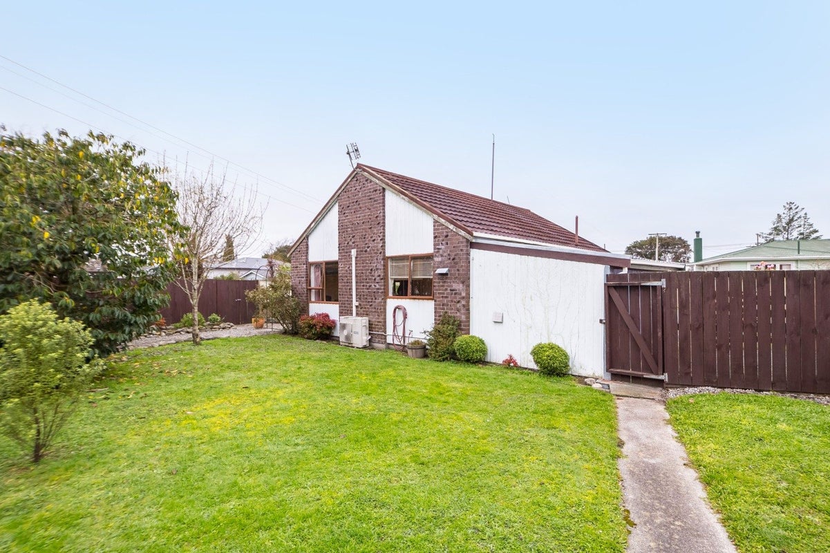 4/29 Raglan Street, Lansdowne, Masterton - Carousel 1