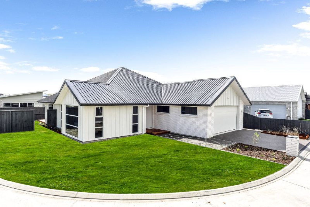 3 Korako Lane, Baverstock, Hamilton - Carousel 1