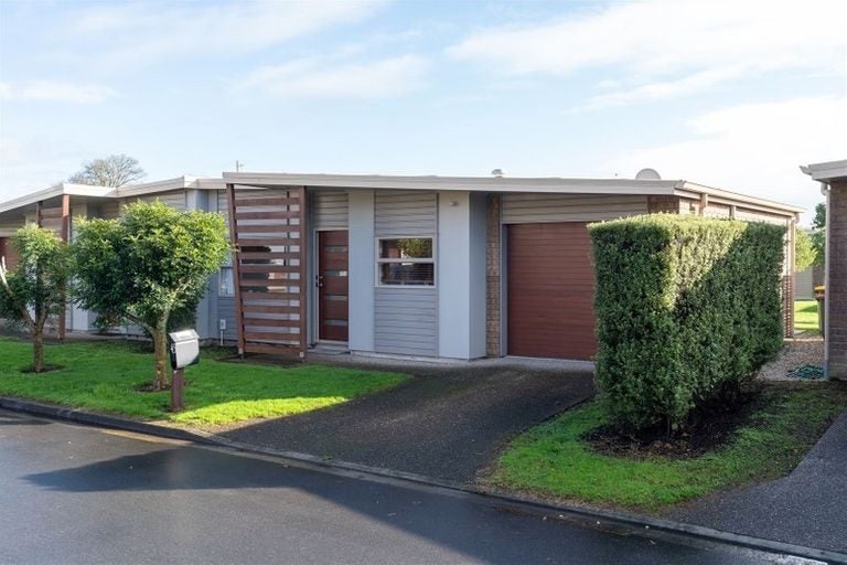 35/46 Peachgrove Road, Hamilton East, Hamilton - Carousel 1